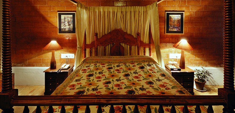 Готель Lymond House Уті Екстер'єр фото